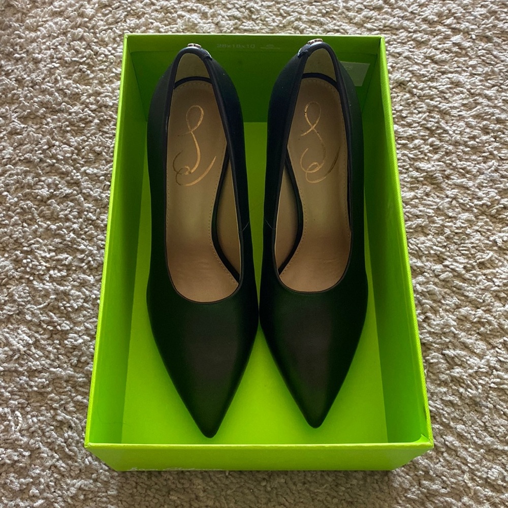 Sam Edelman Hilton Pointed Black Leather Heels